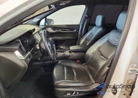 2020 Cadillac Xt6 Premium Luxury z USA, uszkodzony, nr VIN 1GYKPCRS7LZ175396